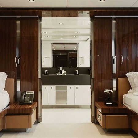 cabin for 2 charter guests