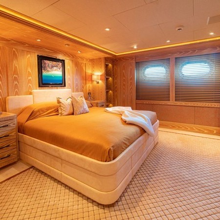 Trident yacht cabin for 2 charter guests