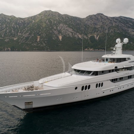 trident yacht charter Greece