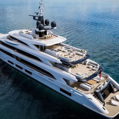 Triumph Benetti yacht charter
