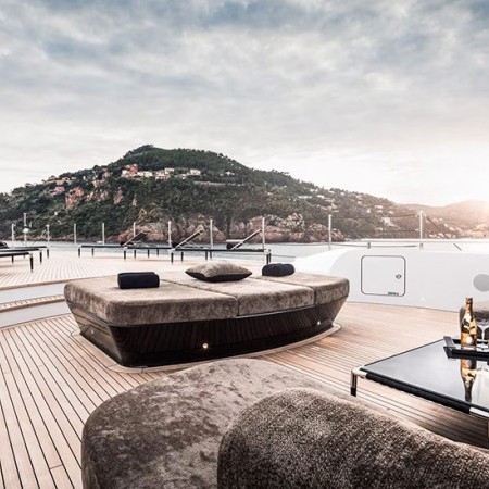 alfresco lounge on Triumph yacht