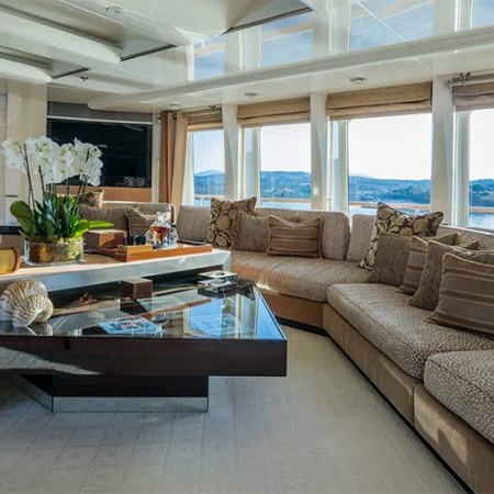 Vera Yacht living room