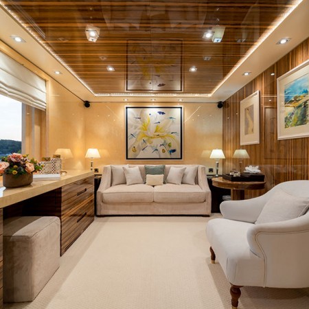 luxury yacht charter Mykonos