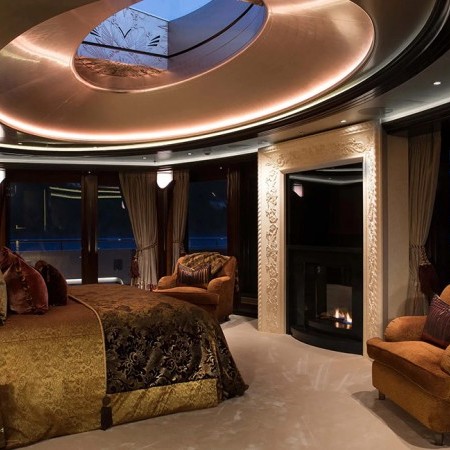 cabin for 2 charter guests