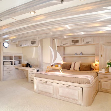 White Pearl yacht