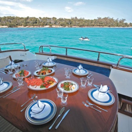 mykonos luxury yachting