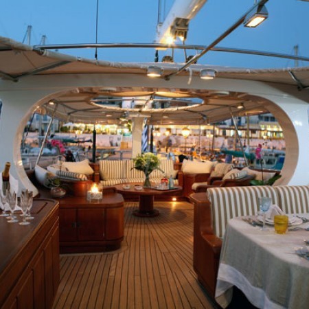 Mykonos sailing yacht