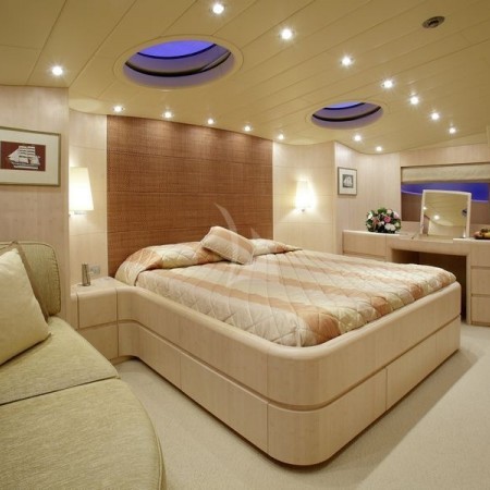 glaros yacht cabin