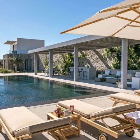 villa for rent in Paros Greece