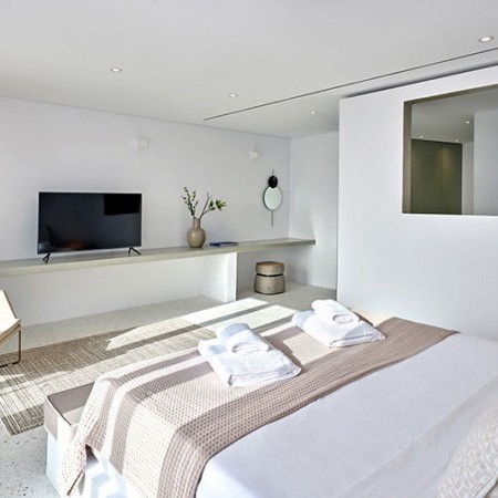 WHITE COVE | villa for rent in Paros, Greece
