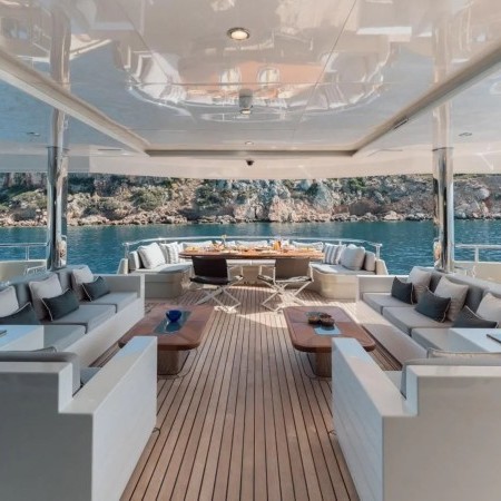 spacious deck lounge