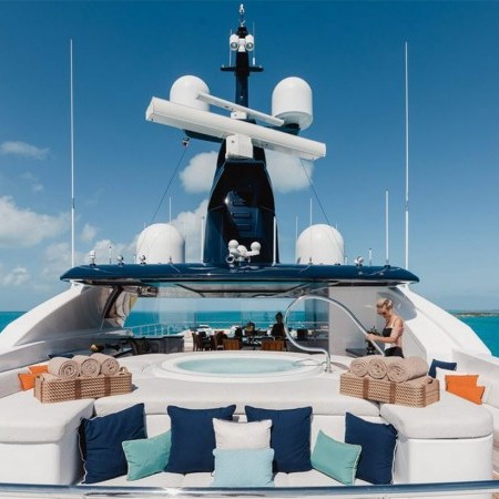 Starburst IV superyacht flybridge