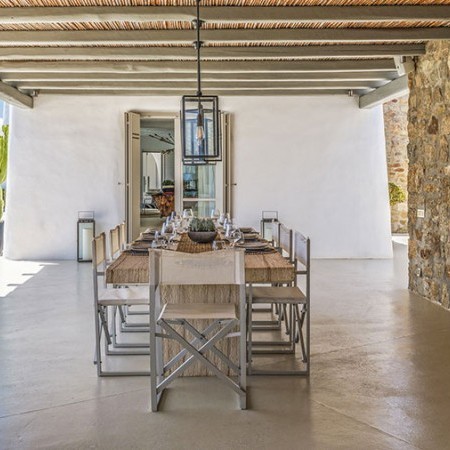 outdoor dining area of villa Lime Mykonos