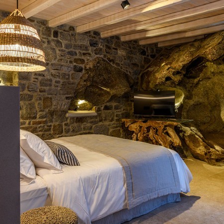double bedroom at villa Matisse Mykonos