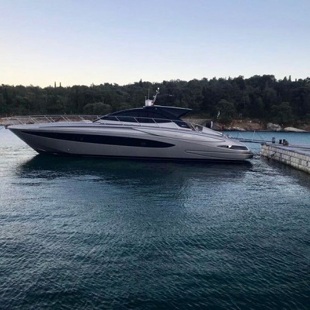 Mykonos Riva Yacht
