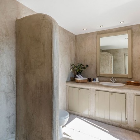one of the ensuite bathrooms