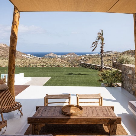villa for rent at Kalafatis beach