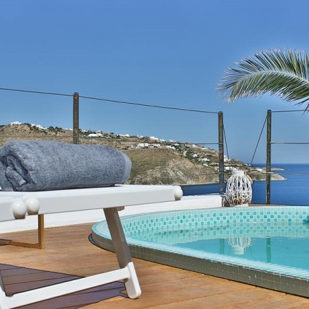 Mykonos villa with private pool 