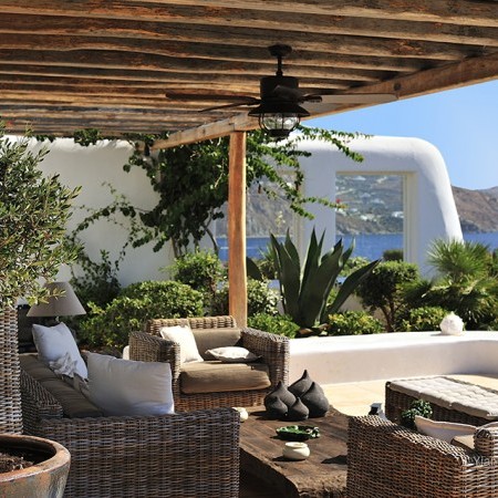 outdoor living area villa Cantik