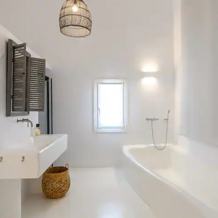 LINNE | Luxury villa for rent in Mykonos