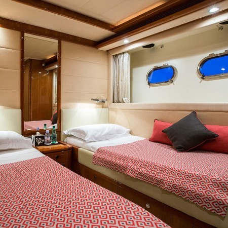 twin cabin of Piola yacht