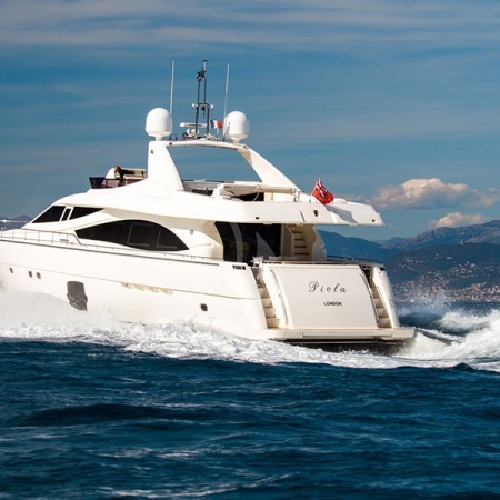 piola yacht charter