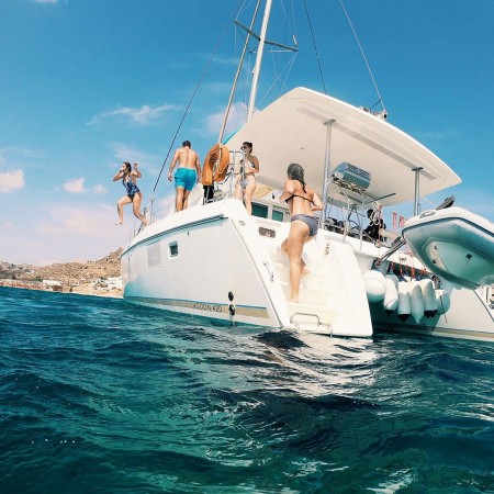 daily catamaran charter Mykonos
