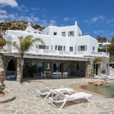 8 bedroom villa for rent in mykonos