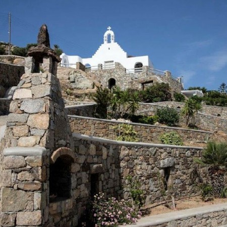 villa for rent mykonos with chapel