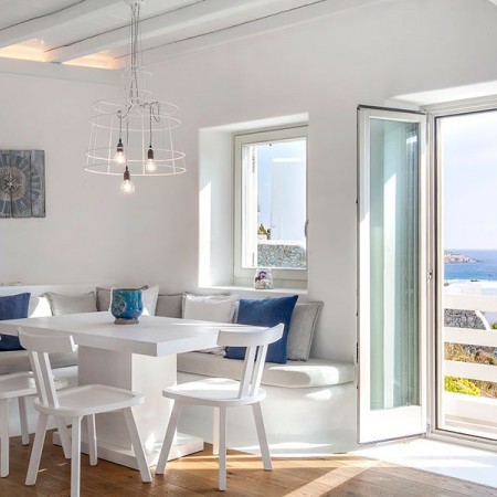 6 Bedroom Villa Rental in Platis Gialos Mykonos