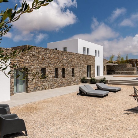 luxury villa rental in Mykonos