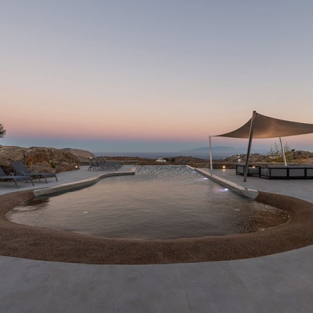 luxury villa rental in Mykonos