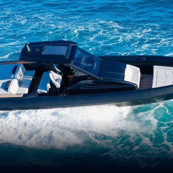  TECHNOHULL 40' Boat for Rent in Mykonos