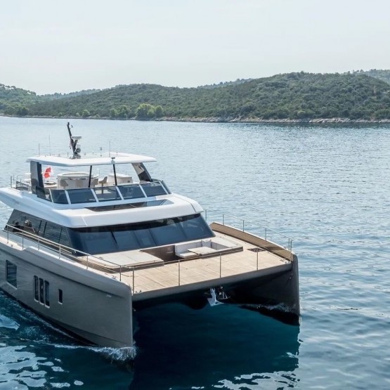 amileo catamaran charter