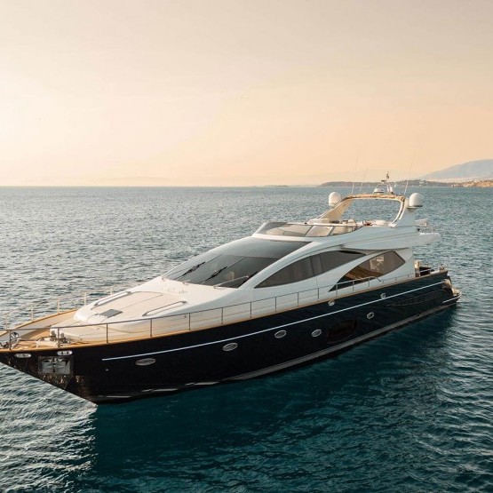 Anlia yacht Riva