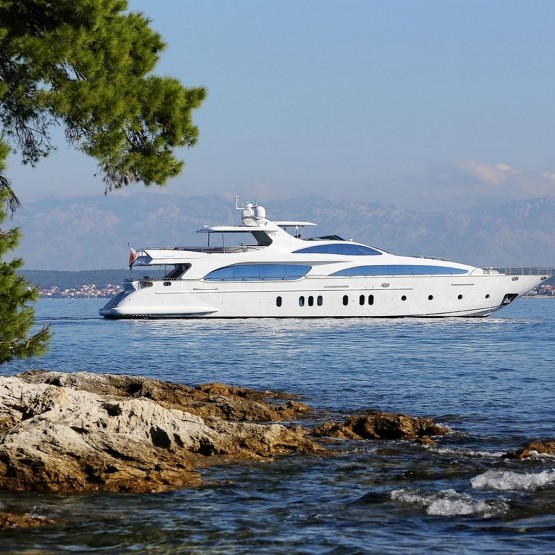 Artemy - Azimut yacht charter