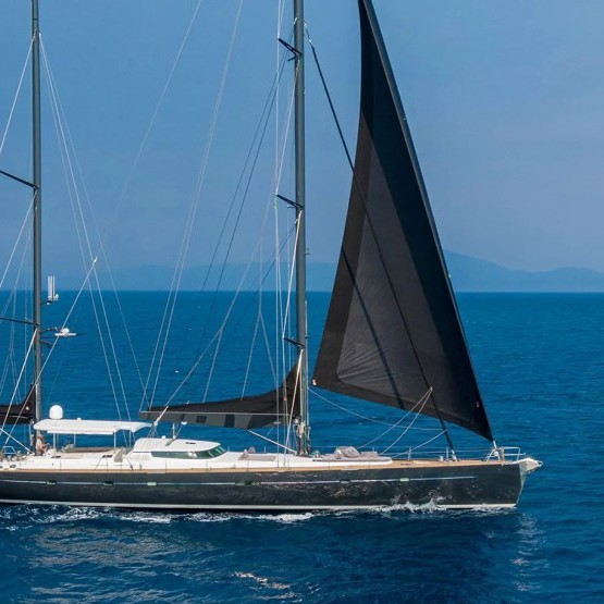 AHLEYROSE 110 Sailing Yacht Charter