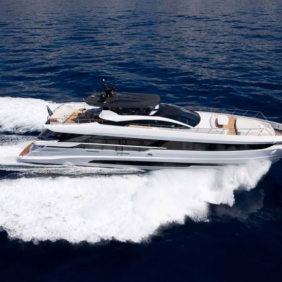 C2 Yacht