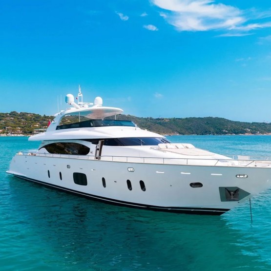 Dolce Vita IV - Astondoa yacht charter