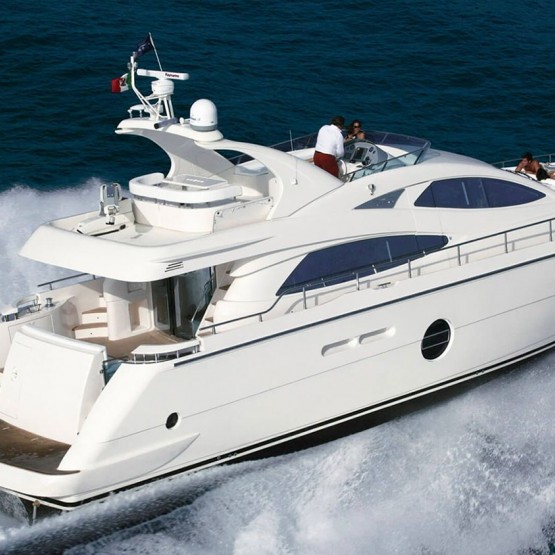 July yacht Aicon