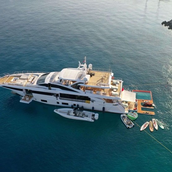 LOVE T Yacht | Luxury Superyacht Charter