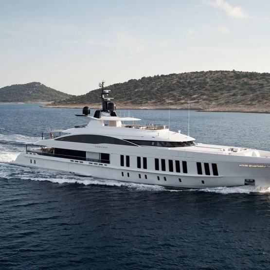 Samurai yacht charter