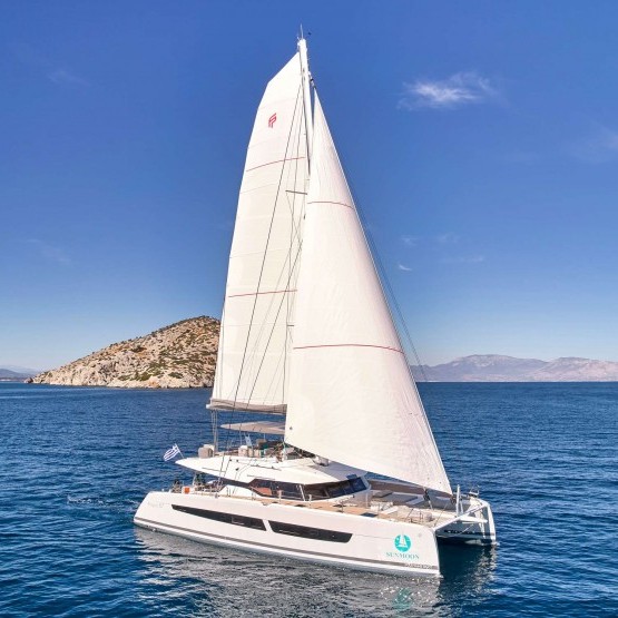 Sunmoon catamaran yacht