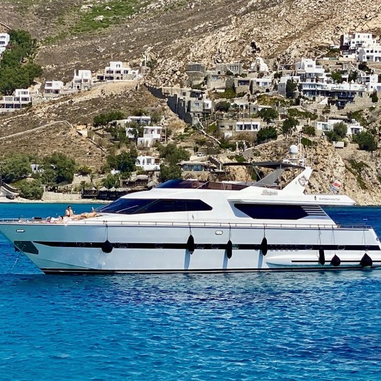 SUPER PHANTOM 85' | Mykonos Yacht for Charter