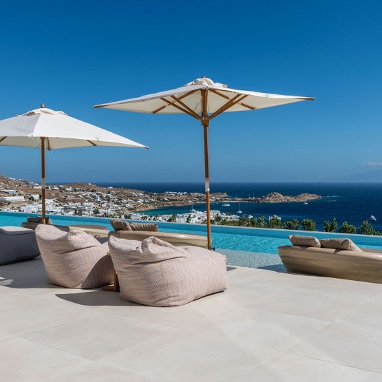 Luxury villa for rent in Psarou, Mykonos